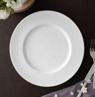 Đĩa tròn sâu lòng có vành